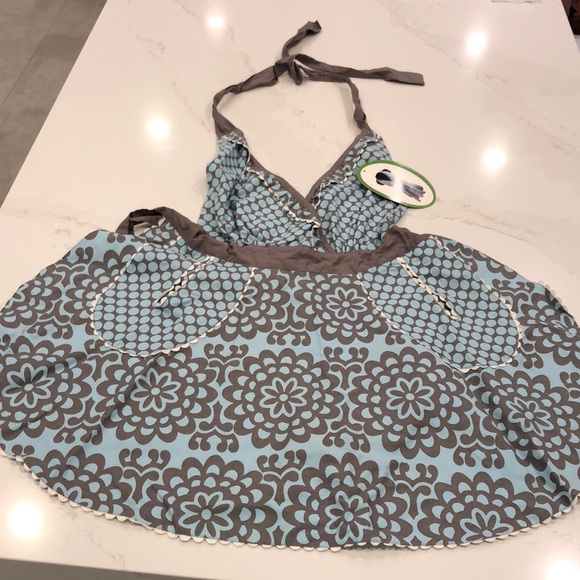NWT, Adorable halter style apron - Picture 1 of 4